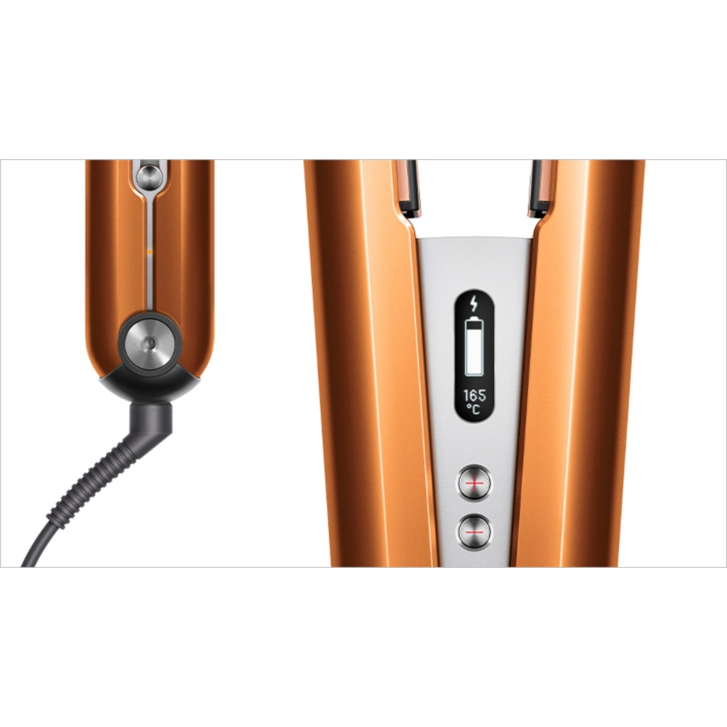 Style corded, for longer run time
To maximise styling time, start with your straightener fully charged and style with the cord.